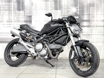 Ducati Monster 696