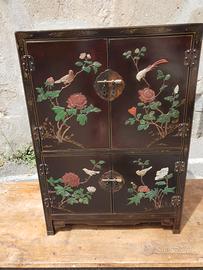 CREDENZA LACCA CINESE RILIEVI GIADA 1900/20 CINA