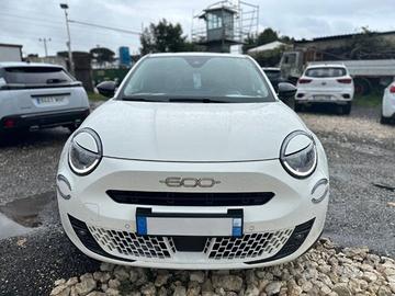 FIAT 600 IV 2023 - 600 1.2 hybrid La Prima 110cv a