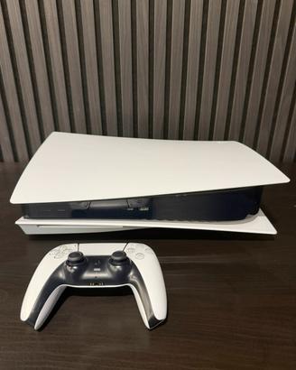 Playstation 5 con disco