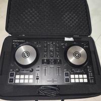 Traktor Kontrol S2 MK3 (console dj)