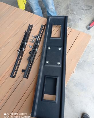 staffa per TV da muro 