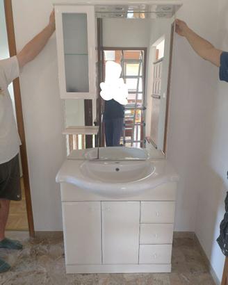 Mobile bagno con specchio