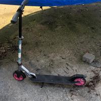 monopattino ruote rosa