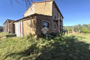 CASA SEMINDIPENDENTE A NARNI