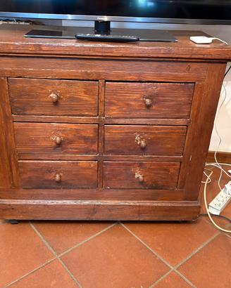 Mobile in legno con 6 cassetti
