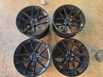 Cerchi Japan Racing JR44 22 pollici Audi  Q5 Q8 A6