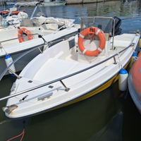 Veicolo a motore per navigazione