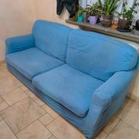 Divano tre posti con rete e materasso mai usati