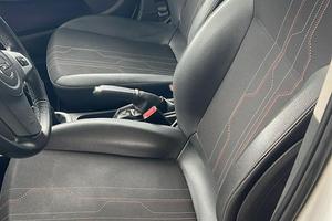 opel corsa 2012 gpl-benzina