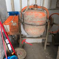 attrezzatura muratore 