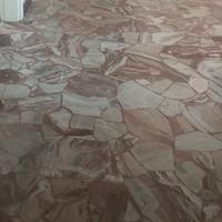 segato di marmo rosso grigio 