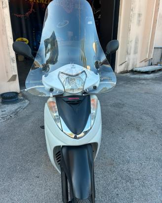 Honda SH300 sport l anno 2009 bianco