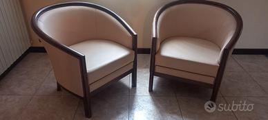 coppia si poltrone in  similpelle