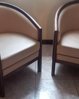 coppia si poltrone in  similpelle