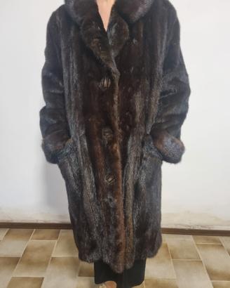 Pelliccia di visone SAGA MINK 