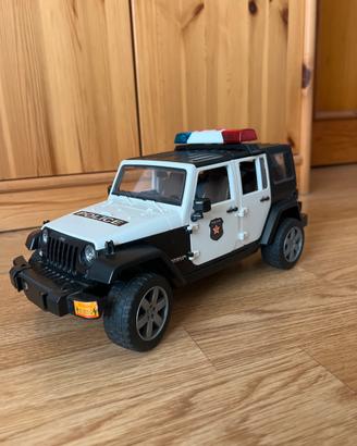 giocattolo jeep wrangler  di Bruder