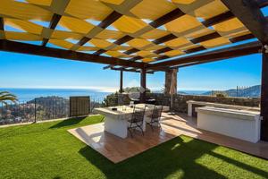 VILLA SINGOLA A IMPERIA