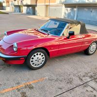 alfa romeo 1600 spider 