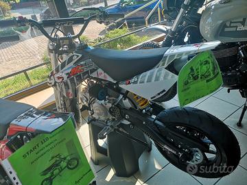 Pit Bike YCF SM125 e varie tipologie