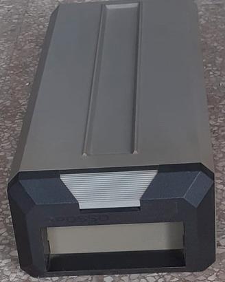 Contenitori componibili per video-cassette VHS