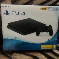 Ps4 con 2 joystick + giochi