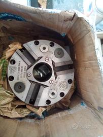 Autocentrante autoblok per angelini