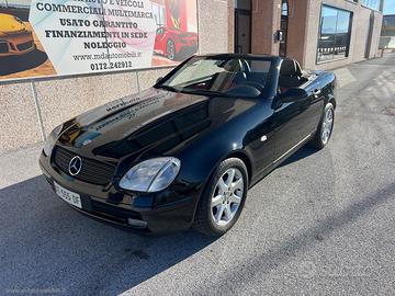 MERCEDES-BENZ SLK 200 SOLO KM.9700 UNICOPROPRIETAR