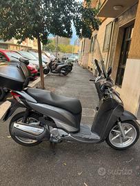 Honda SH 300 prezzo bomb