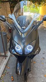 Yamaha T Max - 2002 (upgraded 2007)