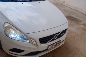 Volvo v60 r-design 1.6 d2 115cv