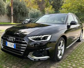 AUDI A4 5ª serie - 2022