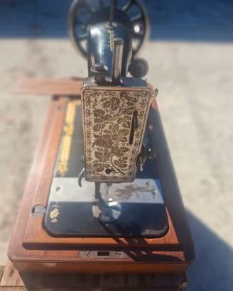 cucitrice singer