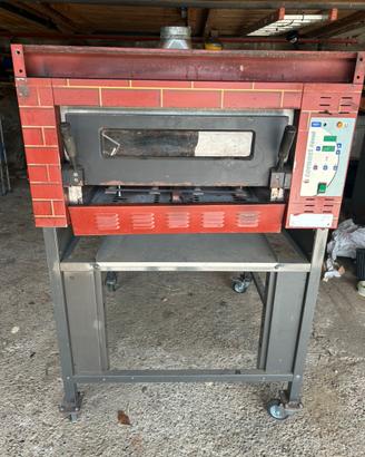 Forno professionale ‘’TORNATI’’ forni TF90S