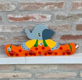 Attaccapanni in legno