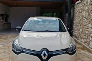 CLIO DUEL 