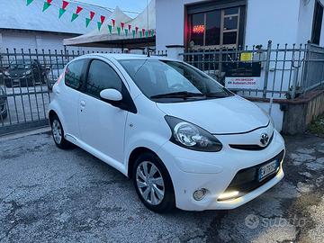 Toyota Aygo 1.0 12V VVT-i 5 porte Cool Soda Connec