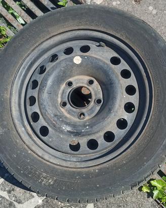 cerchio auto 195/60r15