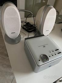 Mini stereo Sony con 2 casse Sony