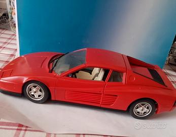collezione. modellino FERRARI. 