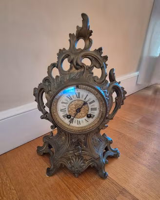 Orologio da tavolo in bronzo vintage XIX secolo