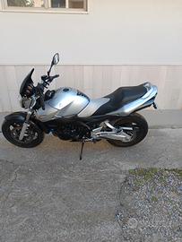Suzuki gsr 600 2009 