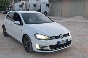 Seconda auto Golf Gtd 7 MANUALE