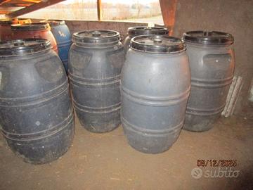 FUSTI BIDONI IN PLASTICA - FERRO