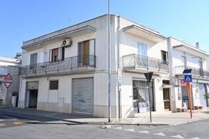 Negozio a Alberobello, 6 locali