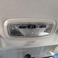 Plafoniera anteriore MAZDA 2 del 2004