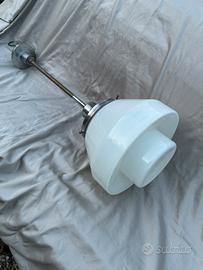 Lampadario in vetro opalino