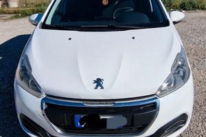 Peugeot 208 Allure