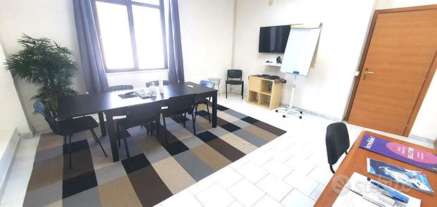 Locale ufficio attrezzato con posti auto