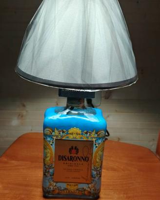 Lampada tavolo bottiglia Disaronno – Fatto a mano
